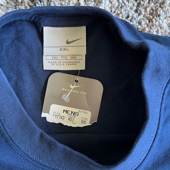 Vintage 2000s Nike Silver Tag XXL Shirts (Lot of 3) - Picture 4 of 15